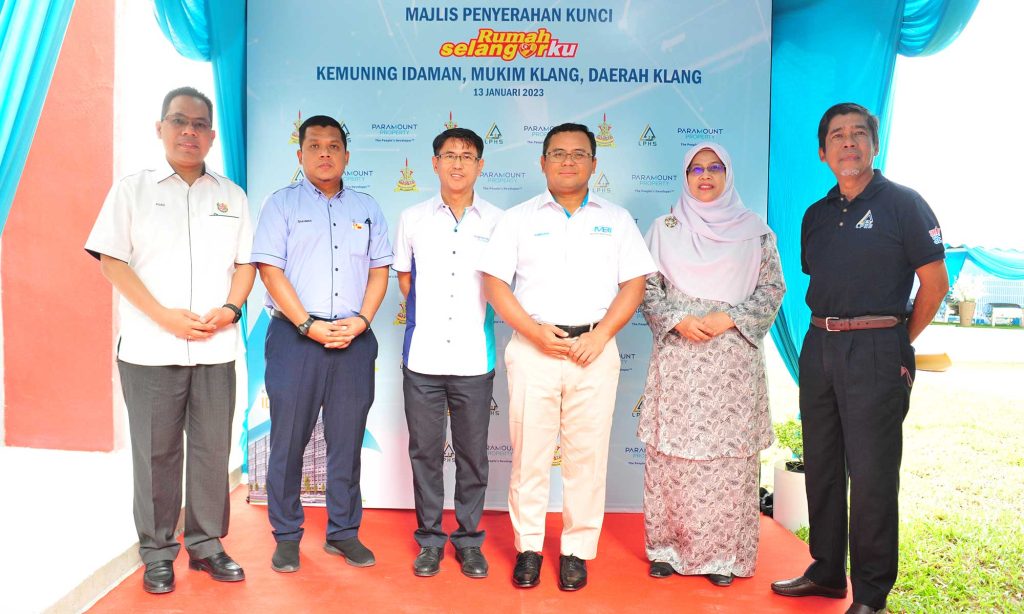 Selangor MB, Jeffrey Chew and VIPs at Kemuning Idaman