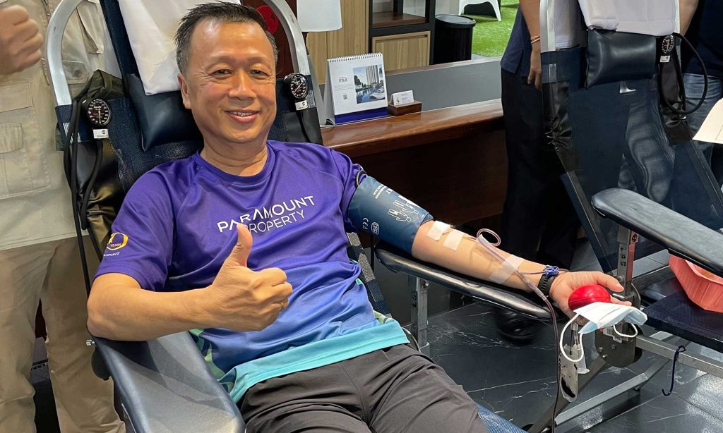 Paramount Property Northern Region CEO Ooi Hun Peng also took time off on Sunday to donate blood