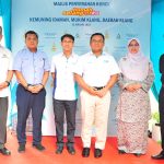 Selangor MB together with Jeffrey Chew and VIPs at Kemuning Idaman Handover Keys