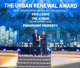 Beh Chun Chong receiving awards